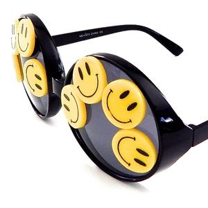 GASOLINE GLAMOUR HAPPY RODEO QUEEN GLASSES 😄😄😄
